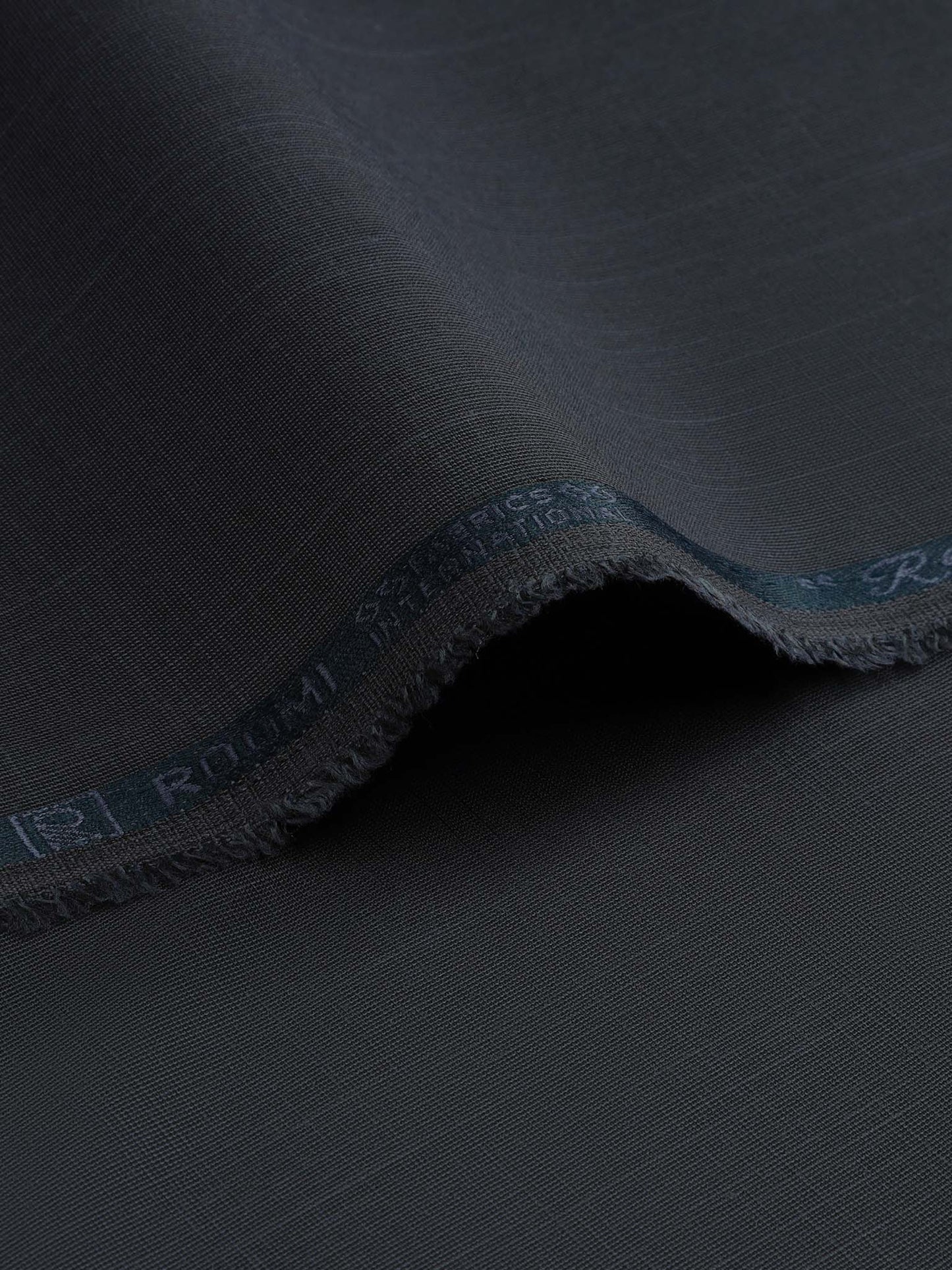 Luxe - Wash and Wear