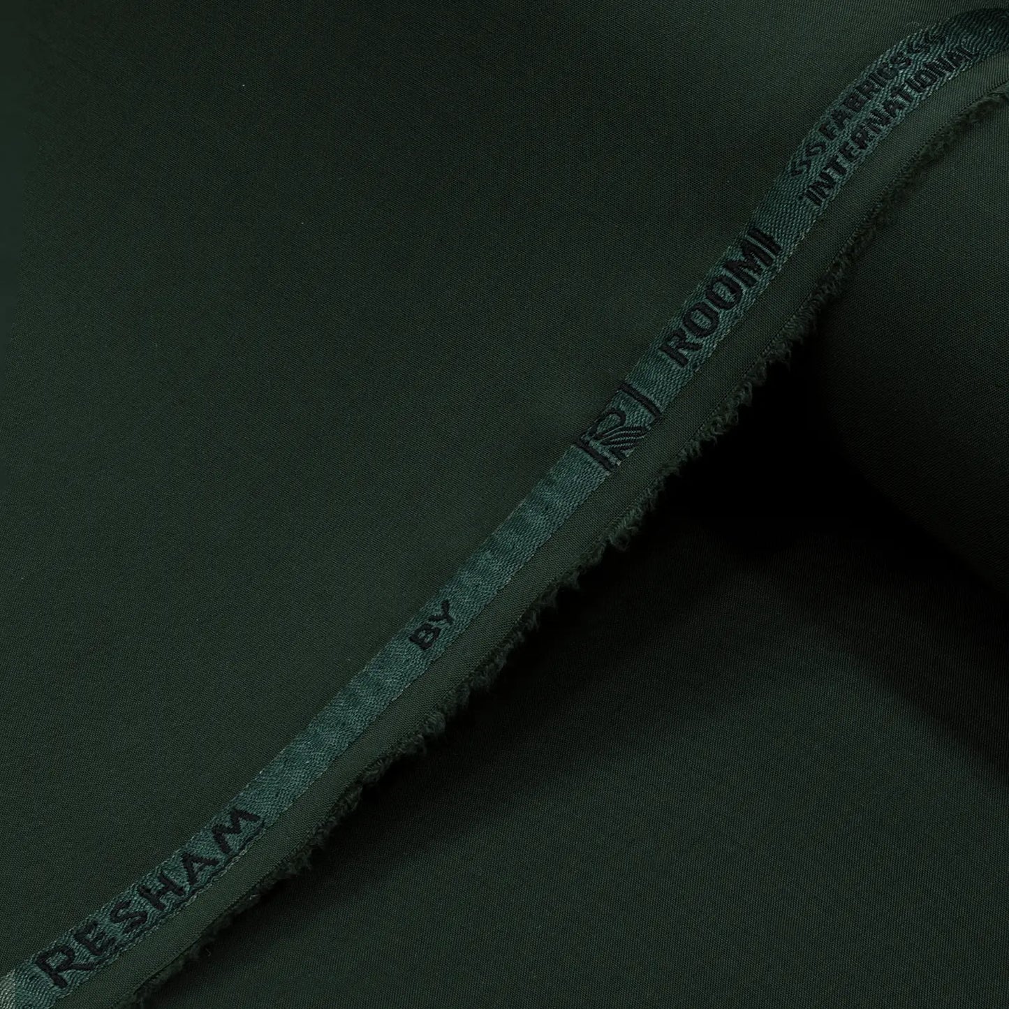 RESHAM - WASH & WEAR